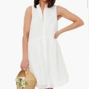 Tuckernuck white size M